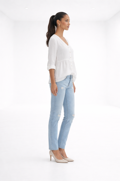 Blusa fluida de escote en V – blanco