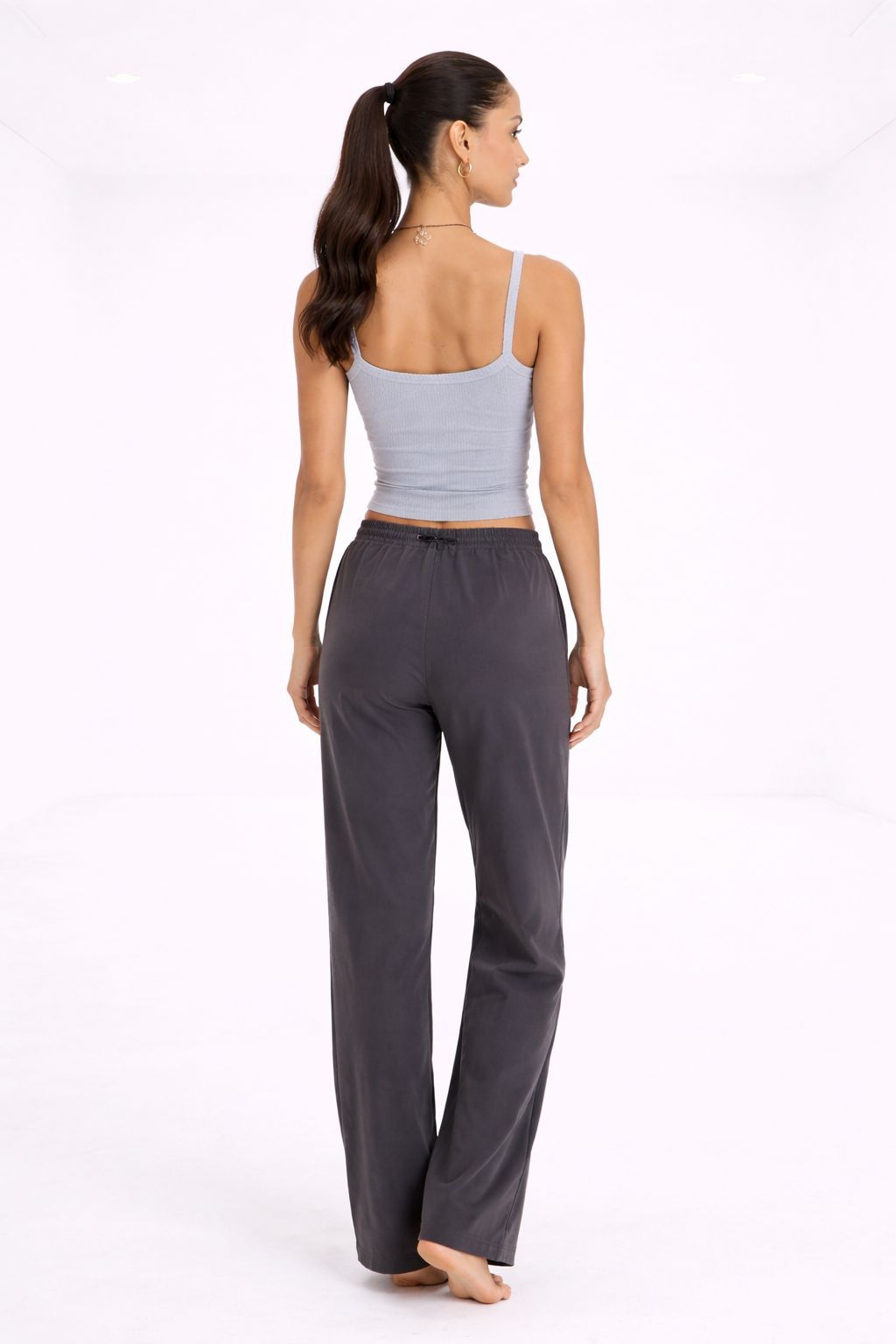 Top básico de tirantes – gris