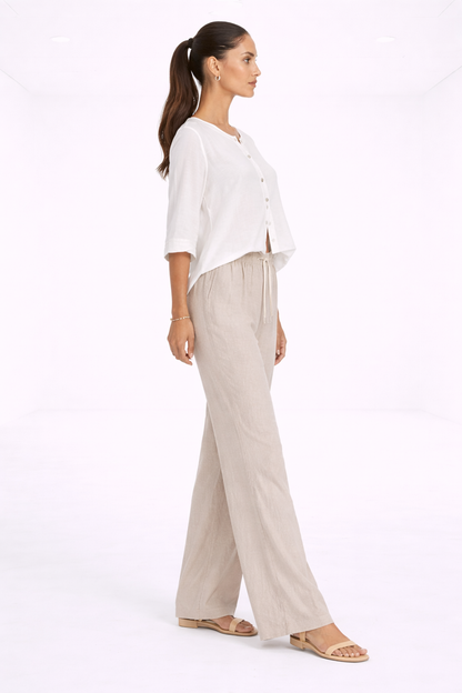 Blusa fluida de manga corta – blanco